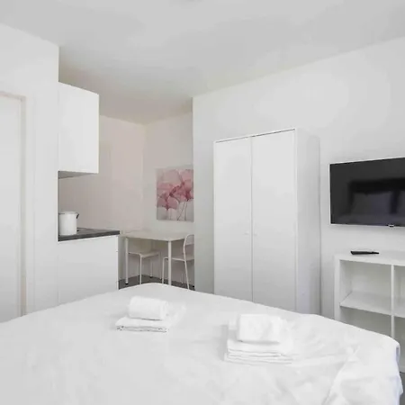 Urban Oasis With Queen Bed And View Be-33 Zurich Exterior photo